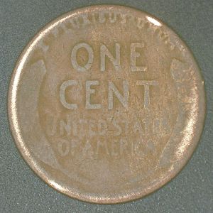 1918-D-Lincoln-Small-Cent,-Odd-Feature-Below-Date